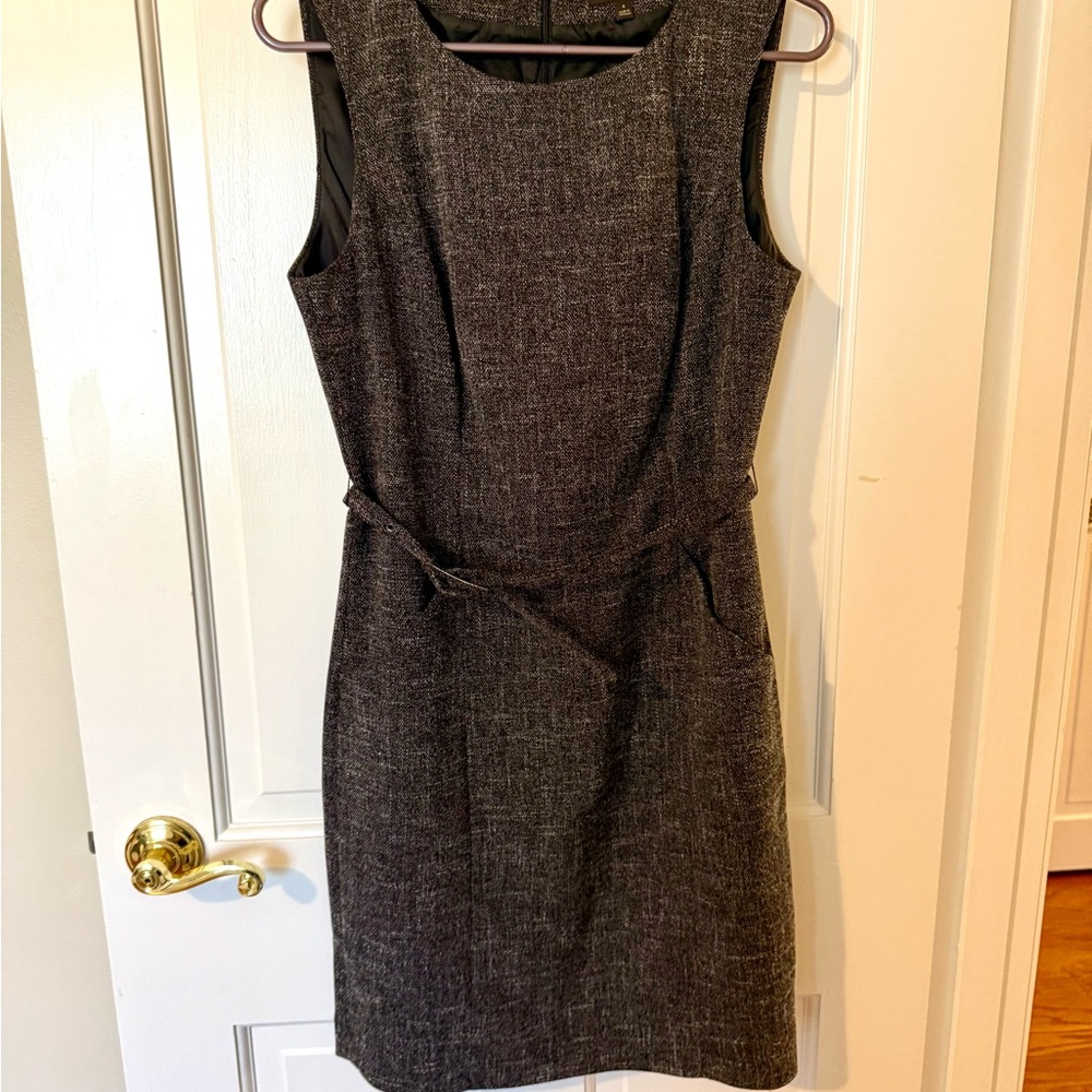 Elegant Black Sleeveless Dress